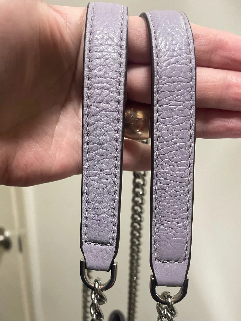 Michael Kors Lilac Pebbled Leather Shoulder Tote with Silver Chain EUC